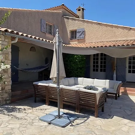 Quaint Villa With Private Pool In Flayosc France Holiday home