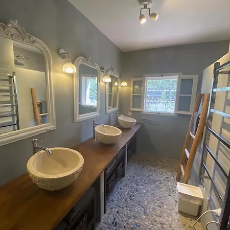 Quaint With Private Pool In France Дом отдыха *